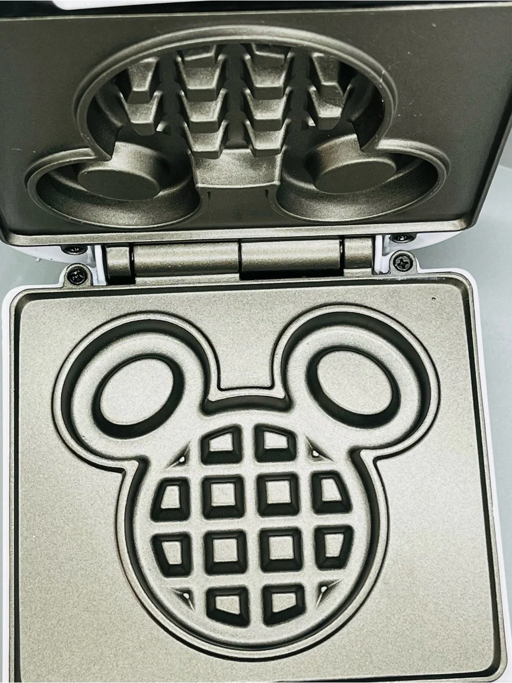 Disney Mickey Mouse 90th Anniversary Mini Belgian Waffle Maker